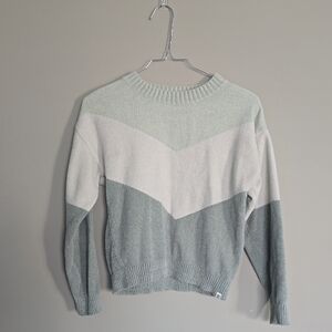 Chevron Patterned Sweater in Green and Cream